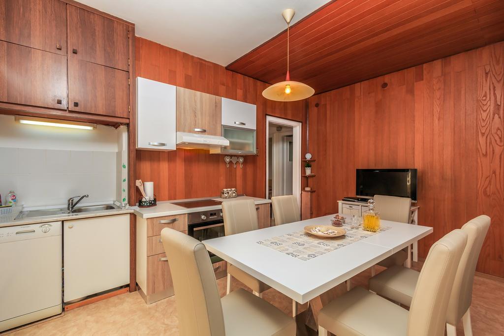 Apartment Barbaresko Spalato Esterno foto